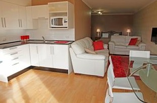 Wendaleigh 2 - Coogee Beach Accommodation 1