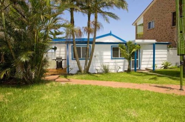 A Beach House on Sunset - Accommodation Directory