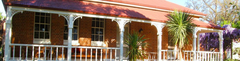 Araluen Old Courthouse Bed and Breakfast - Dalby Accommodation
