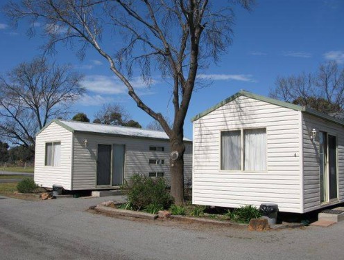 Leeton Caravan Park - Accommodation Cooktown