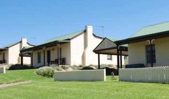 Wagga Wagga Country Cottages - thumb 1