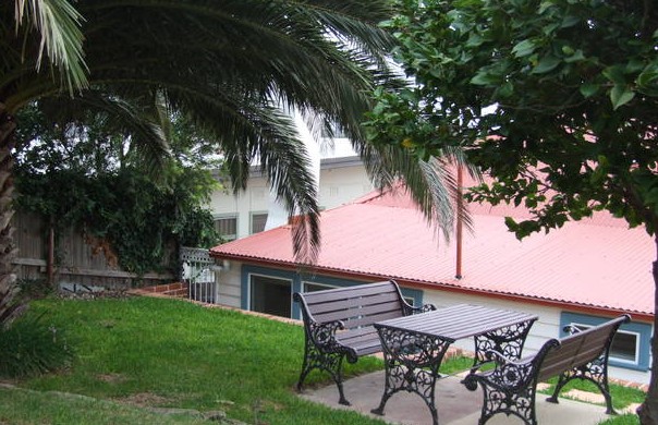 Allwood Cottage - Accommodation Redcliffe