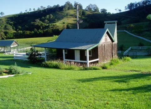 Barkeldine Farm Country Retreat - Lismore Accommodation 3