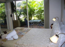 Alexander Lakeside Bed and Breakfast - Yamba Accommodation