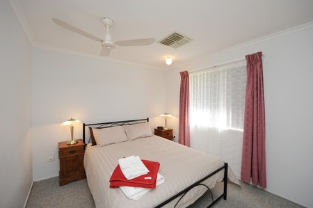 Kwren's Gladstone Executive Accommodation - Coogee Beach Accommodation 3