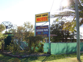 Rest Easi Motel - Accommodation Rockhampton