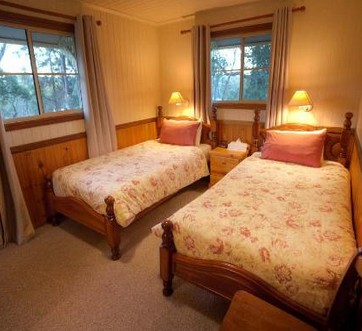 Accommodation Creek Cottages - Great Ocean Road Tourism