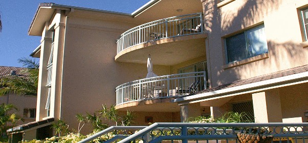 Golden Sea Apartments - Casino Accommodation