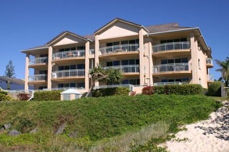 Golden Sea Apartments - Accommodation Mount Tamborine 5