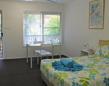 Ocean Park Motel And Holiday Apartments - Hervey Bay Accommodation 3