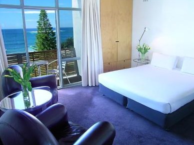 Hotel Dive - Coogee Beach Accommodation