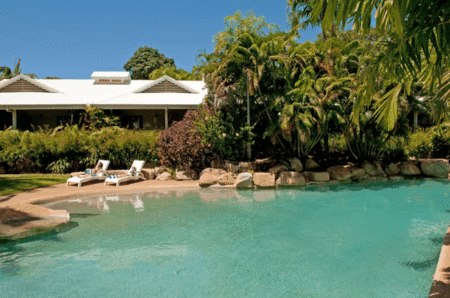 Sovereign Resort Hotel - Accommodation QLD 2