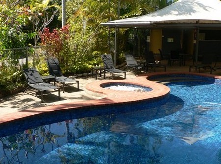 At The Mango Tree Holiday Apartments - Redcliffe Tourism