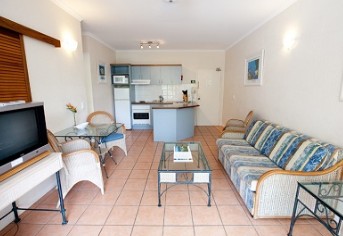 Tropic Sands - Coogee Beach Accommodation 2