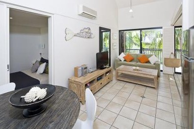 Julians Apartments - St Kilda Accommodation 1
