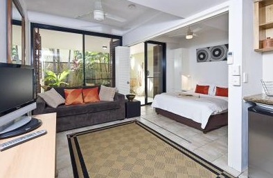 Julians Apartments - St Kilda Accommodation 2