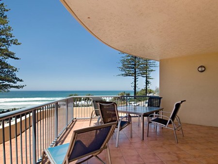Coolum Baywatch Resort - Accommodation in Brisbane