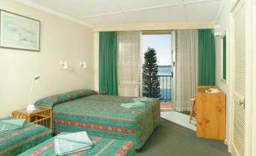 Mid Pacific Motel - Accommodation Sunshine Coast
