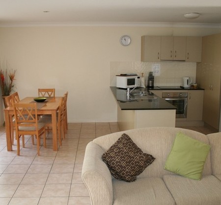 Pacific Sun Gold Coast Holiday Townhouse - thumb 2
