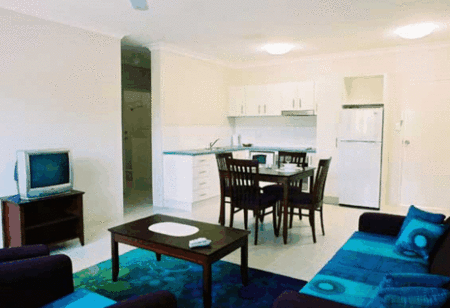 High Chaparral Motel And Apartments - Accommodation QLD 2
