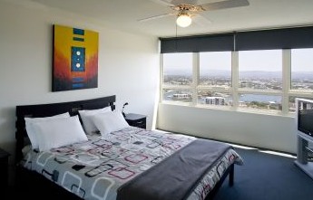 Condor Ocean View Apartments - Accommodation QLD 1