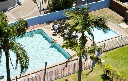 Condor Ocean View Apartments - Accommodation QLD 2
