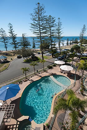 Norfolks On Moffat Beach - Coogee Beach Accommodation 3