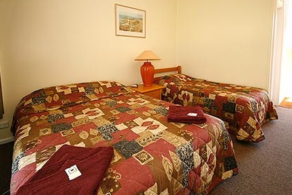 Southern Right Motor Inn - Accommodation QLD 4