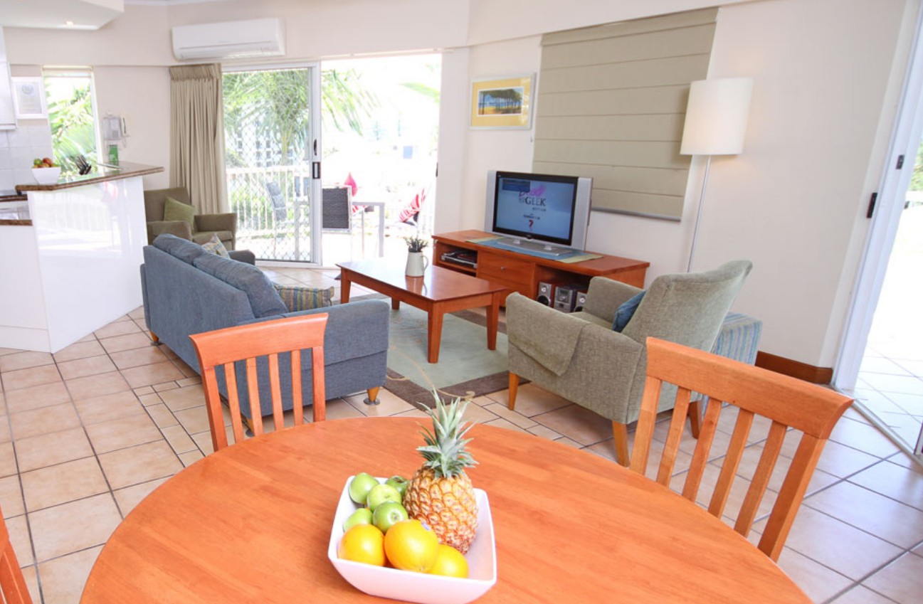 Coolum Seaside Apartments - Coogee Beach Accommodation