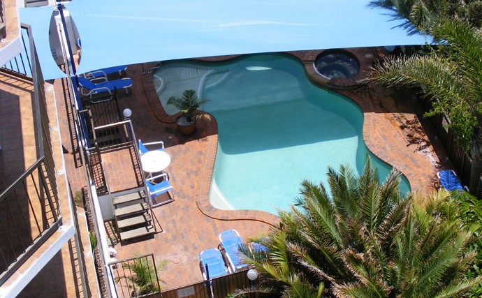 Beach Palms Holiday Apartments - Accommodation Yamba 2
