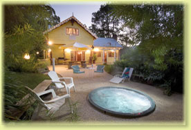 Jacaranda Cottage - Wagga Wagga Accommodation