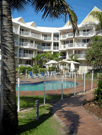 Crystal Beach Resort - Accommodation QLD 2
