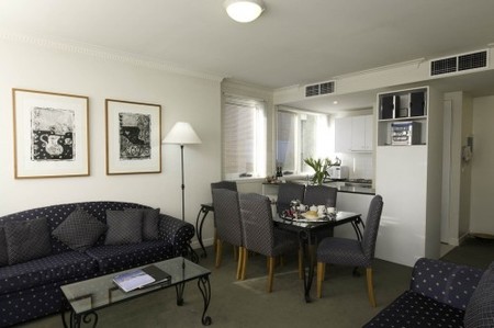 The Manor House - Coogee Beach Accommodation 2