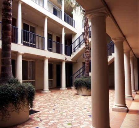 The Manor House - Accommodation Kalgoorlie 3