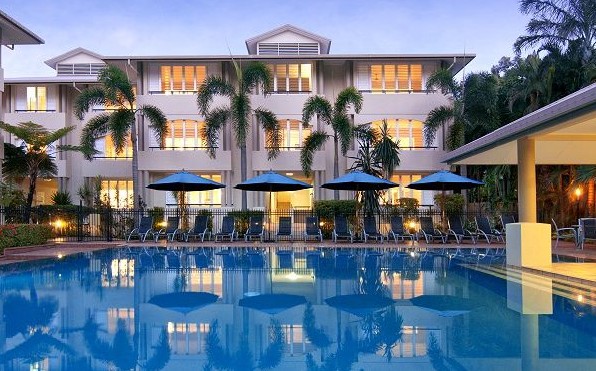 Cayman Villas Port Douglas - Accommodation Gladstone 5
