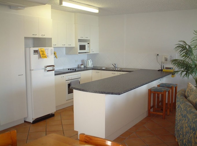 Alexandria Apartments - Coogee Beach Accommodation 4