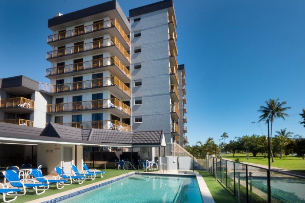 Coral Towers Holiday Apartments - Accommodation Gladstone 0