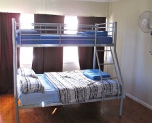 Surf N Sun Beachside Backpackers - Accommodation Cooktown