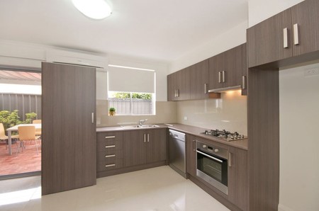 Hello Adelaide Motel + Apartments - Whitsundays Accommodation 3