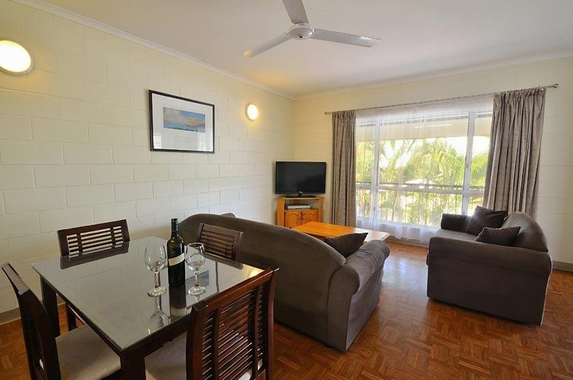St Andrews Serviced Apartments - eAccommodation 4