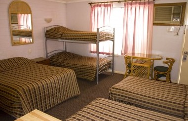 White Gum Motel - Accommodation QLD 4
