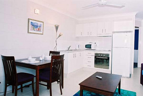 High Chaparral Motel And Apartments - Accommodation QLD 6