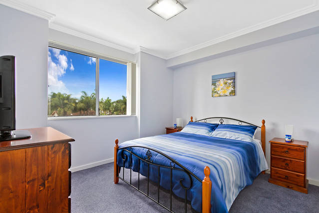 Lakeside Waterfront Apartment 18 - Accommodation Perth