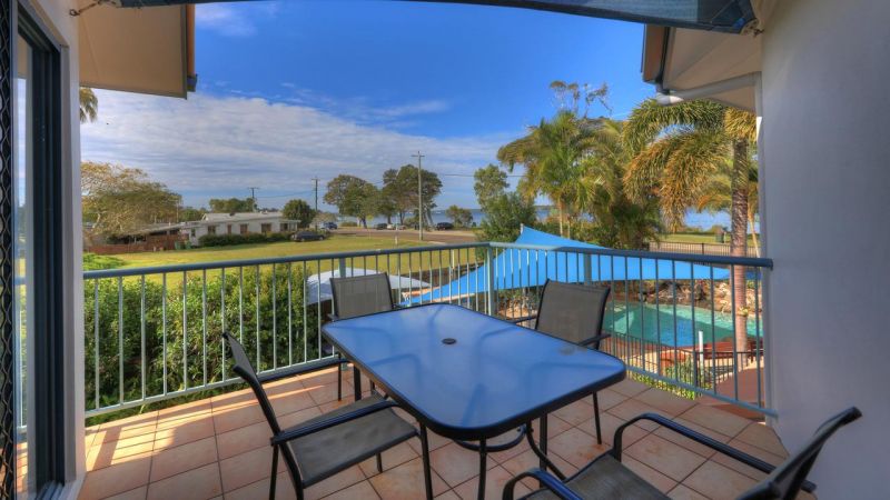 Dolphin Waters Holiday Apartments - Accommodation Sunshine Coast