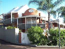Spring Hill Terraces - Accommodation Sunshine Coast