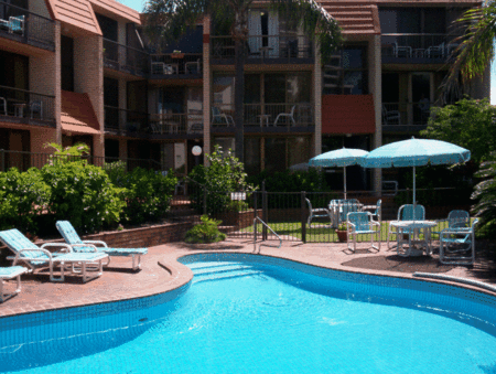 Surfspray Court Holiday Apartments - Accommodation Kalgoorlie 1