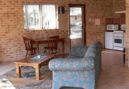 Spring Bay Villas - Accommodation QLD 2