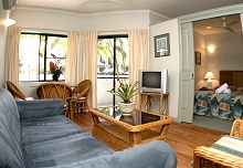 Half Moon Bay Resort - St Kilda Accommodation 1