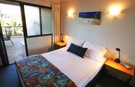 Burleigh On The Beach - Accommodation in Surfers Paradise