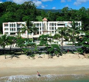 Sea Change Beachfront Apartments - Accommodation QLD 5